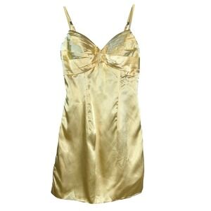 Wear Your Love Yellow Satin Lace Up Back Mini Dress Sweetheart Neckline Formal